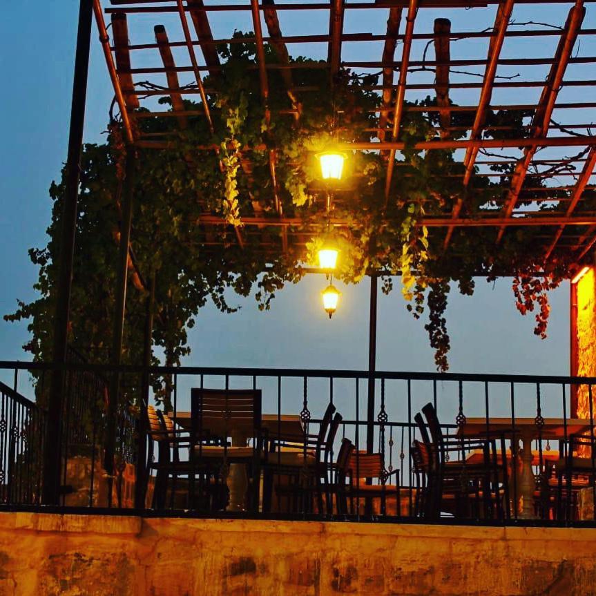 Old City Hotel Mardin Esterno foto