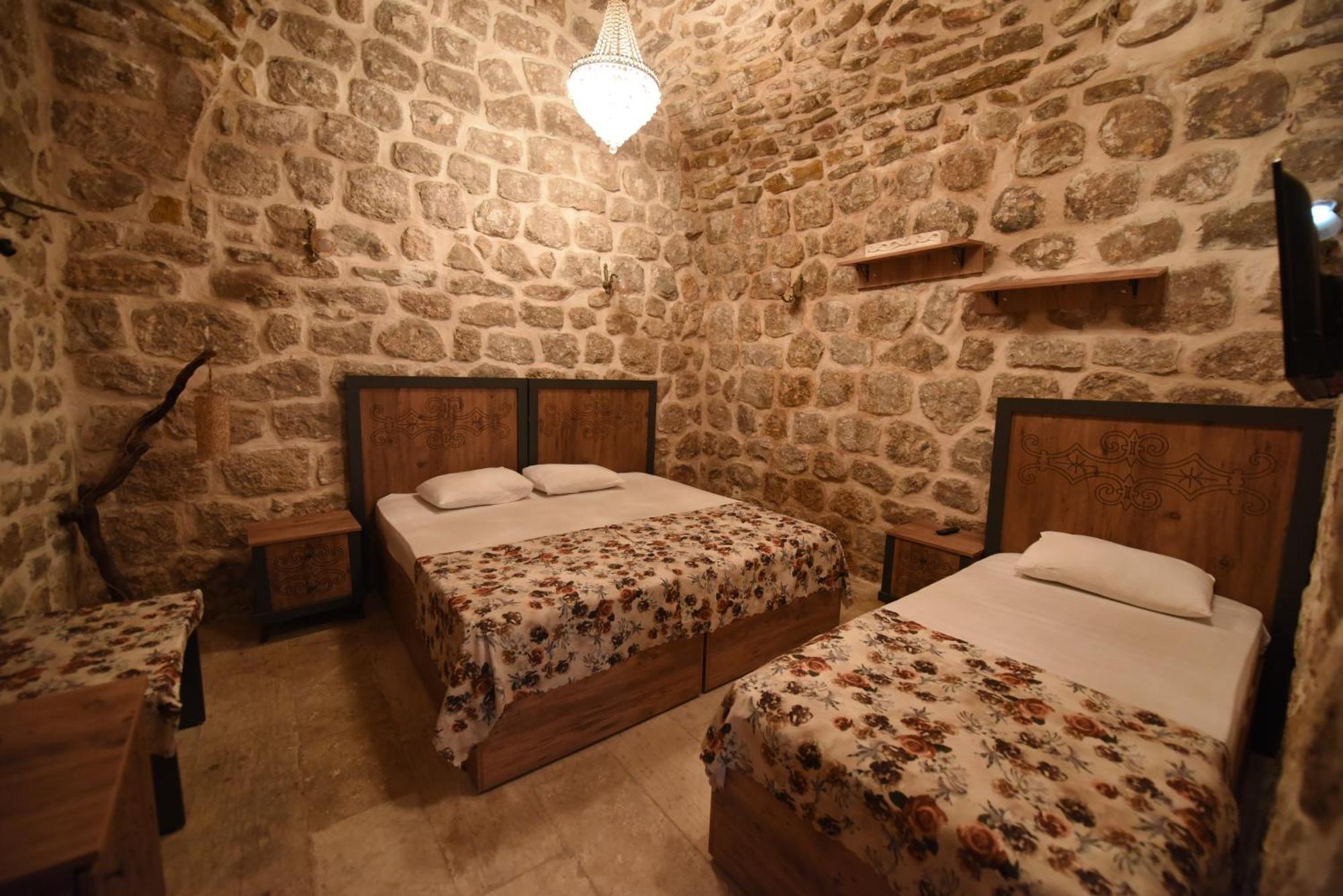 Old City Hotel Mardin Esterno foto